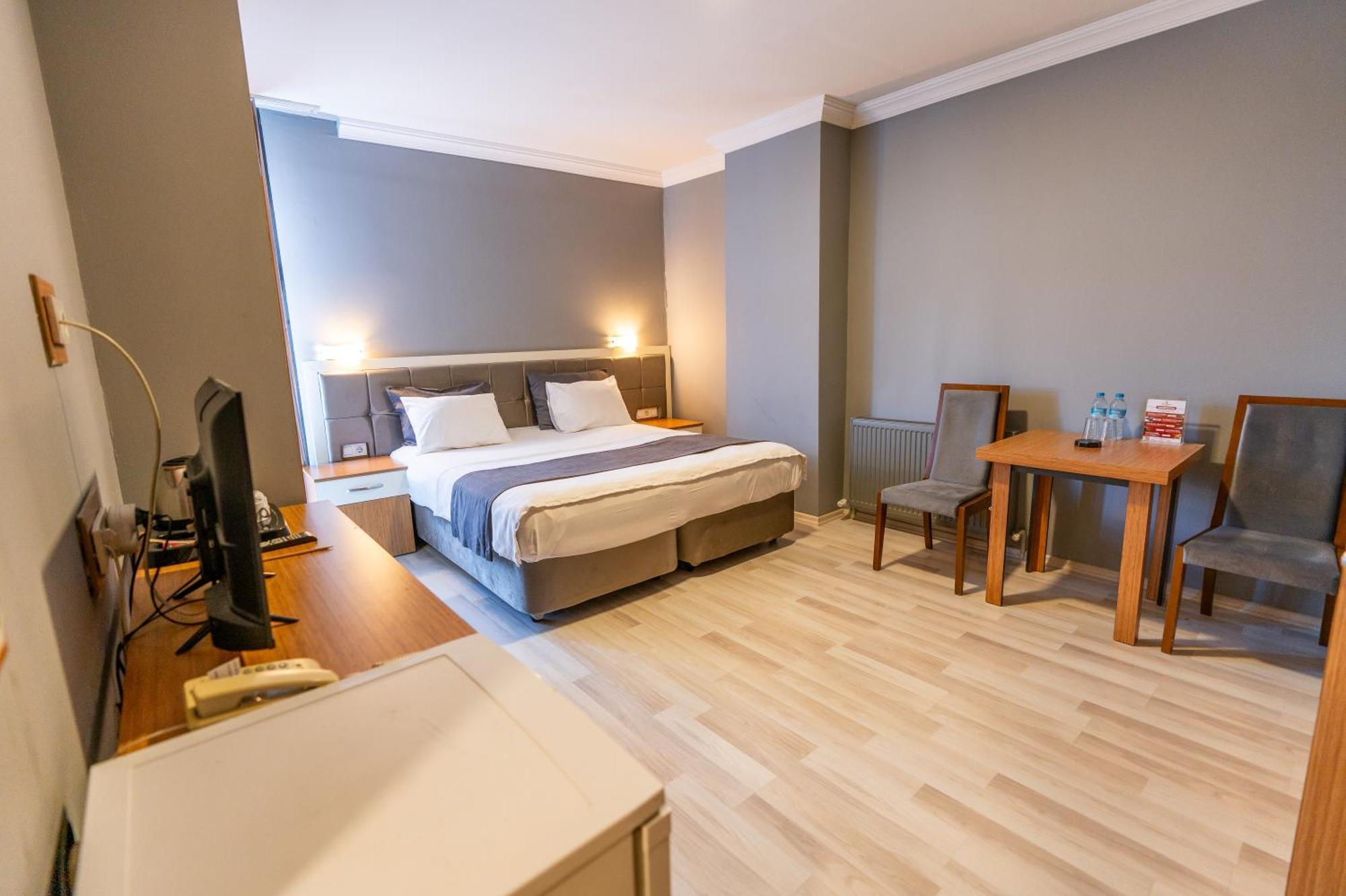 Emsa Palace Hotel Darica  Ngoại thất bức ảnh