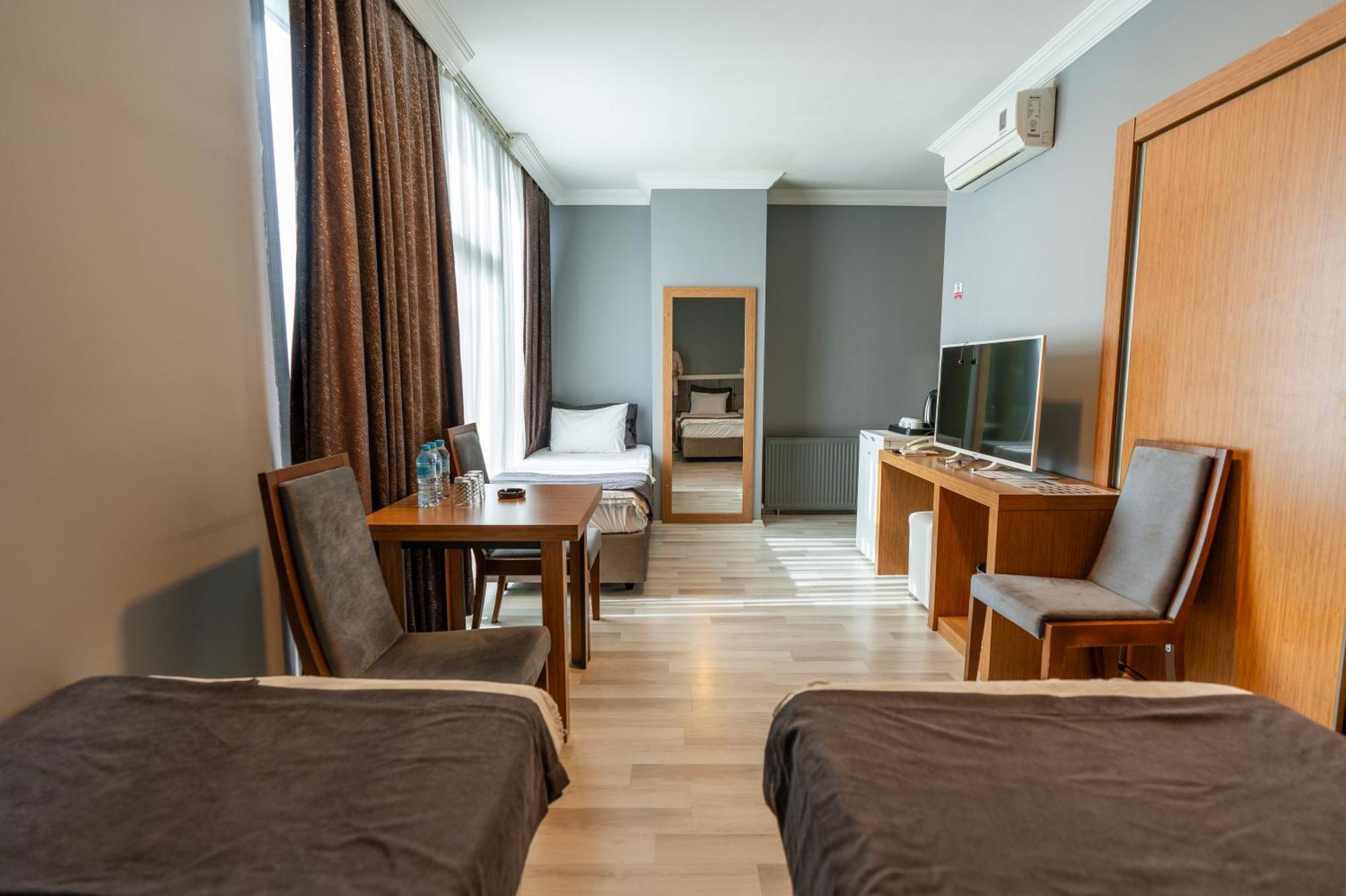 Emsa Palace Hotel Darica  Ngoại thất bức ảnh