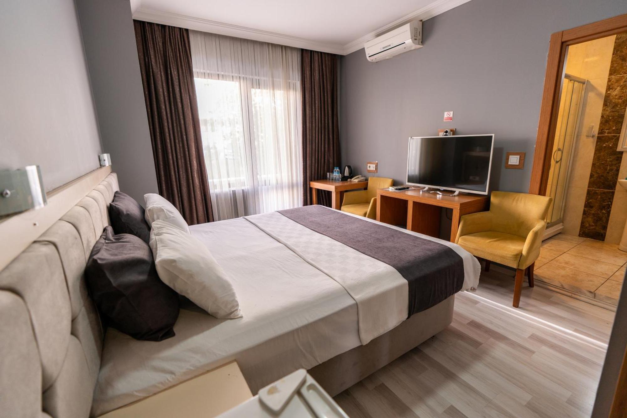 Emsa Palace Hotel Darica  Ngoại thất bức ảnh