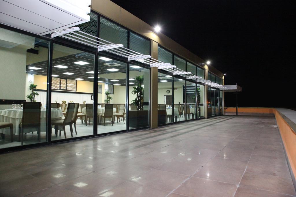 Emsa Palace Hotel Darica  Ngoại thất bức ảnh